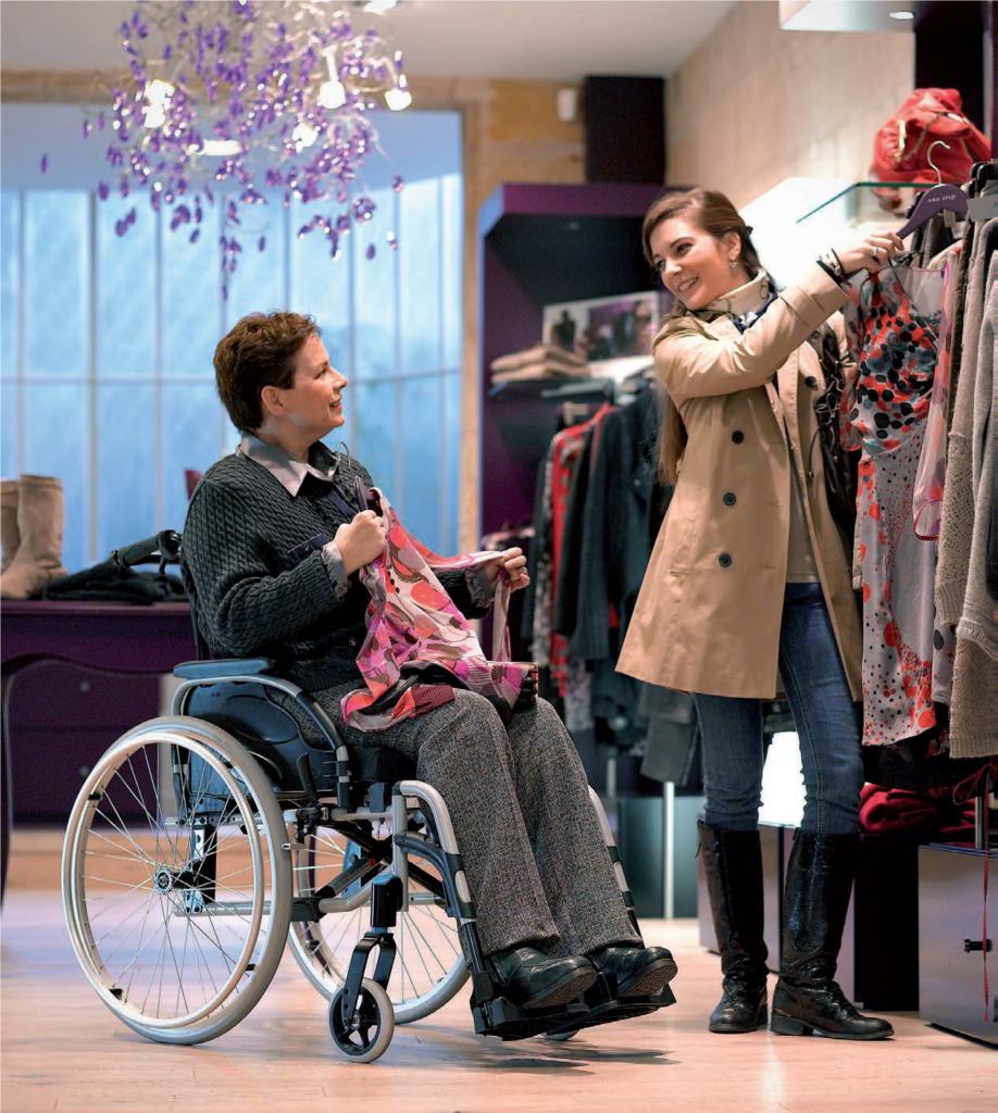 CADEIRA DE RODAS INVACARE ACTION 2